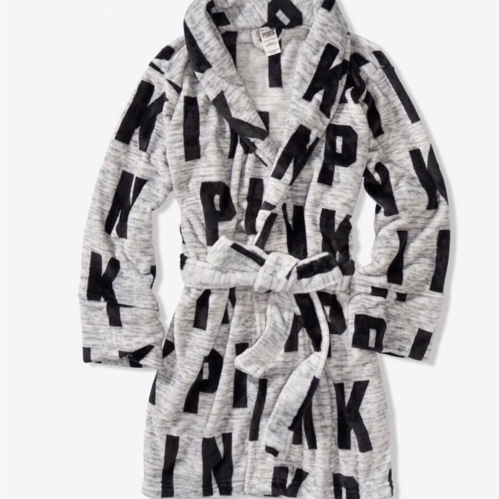 Pink’s Victoria’s Secret Robe